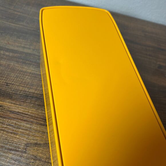 SMEG x Veuve Clicquot Champagne Yellow Fridge Style Promotion Empty Bottle Case - Picture 8 of 9